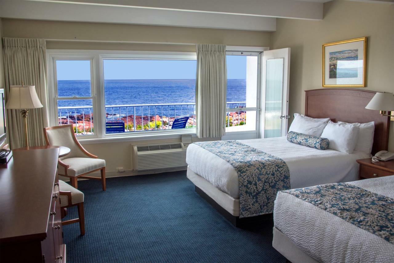 Atlantis Oceanfront Inn Gloucester Exterior photo